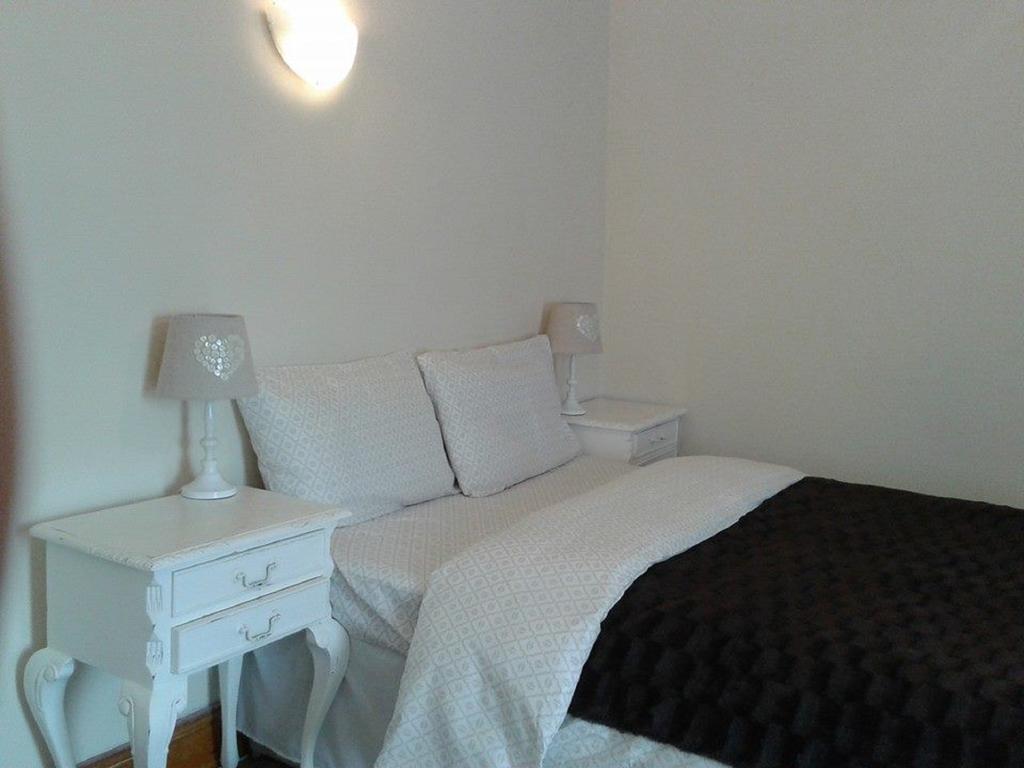 Amber Guesthouse Дербі Номер фото