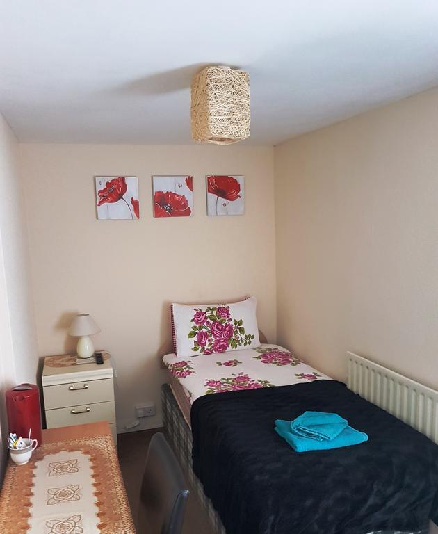 Amber Guesthouse Дербі Екстер'єр фото