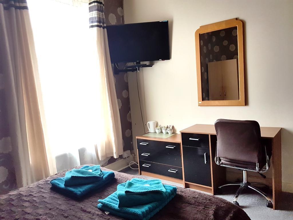 Amber Guesthouse Дербі Екстер'єр фото